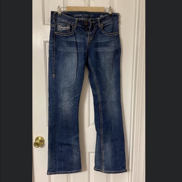 LIKE NEW Cowgirl Tuff jeans - Picture 3 of 7